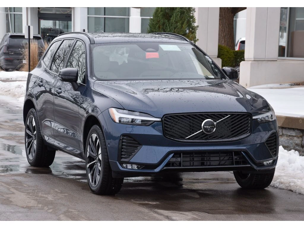 2026 Volvo - image 2