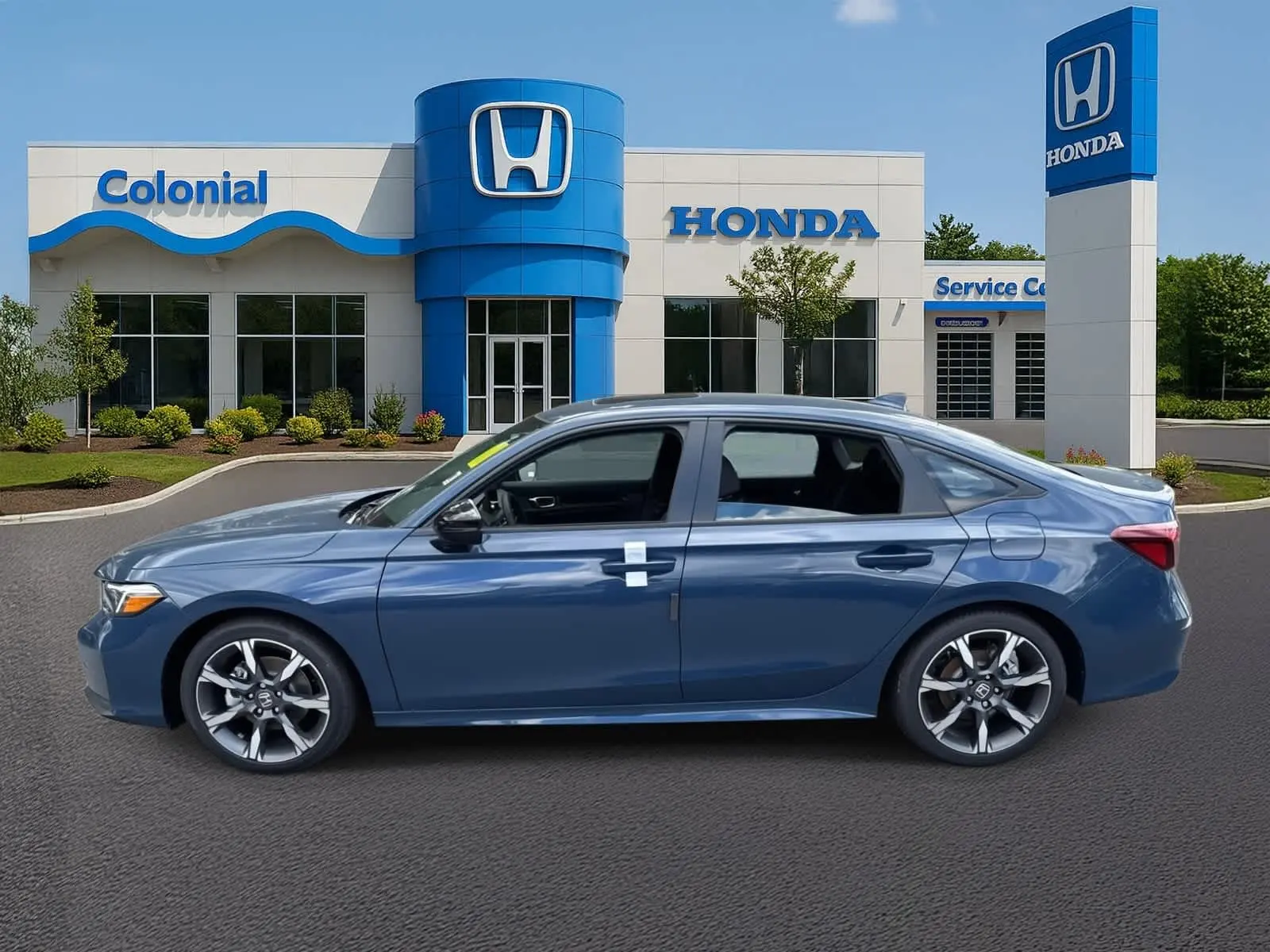 2025 Honda Civic Hybrid Sport Touring photo 3