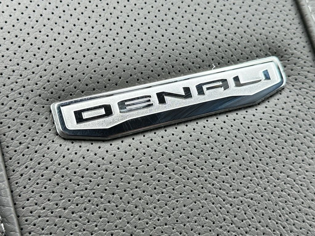 2026 GMC Sierra 3500HD Denali - Photo 34