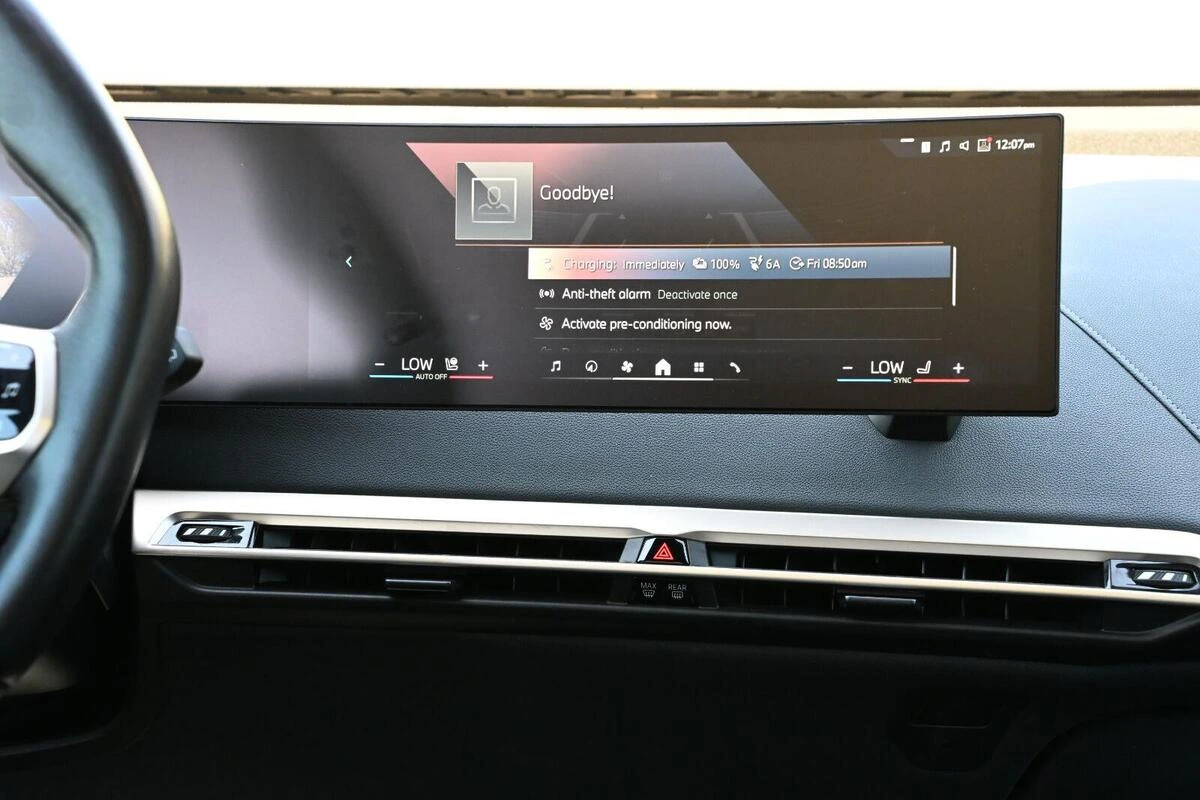 2024 BMW iX Base - Photo 25