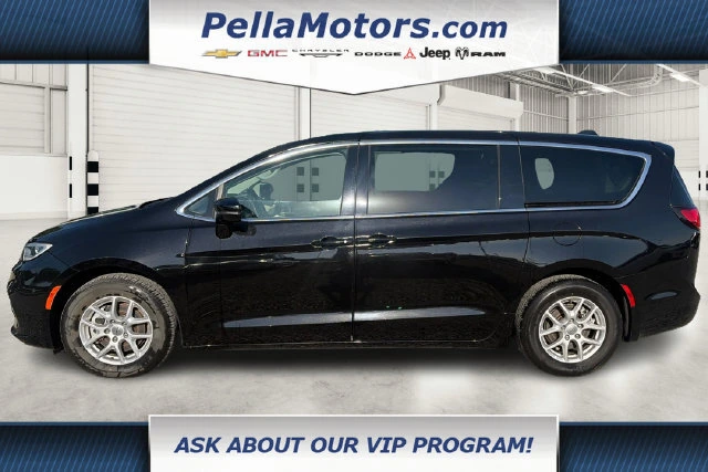 2024 Chrysler Pacifica Touring L - Photo 6