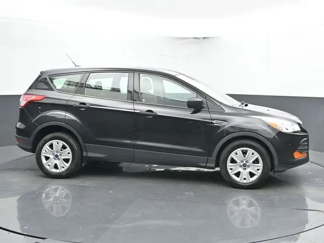 2015 Ford Escape S photo 8