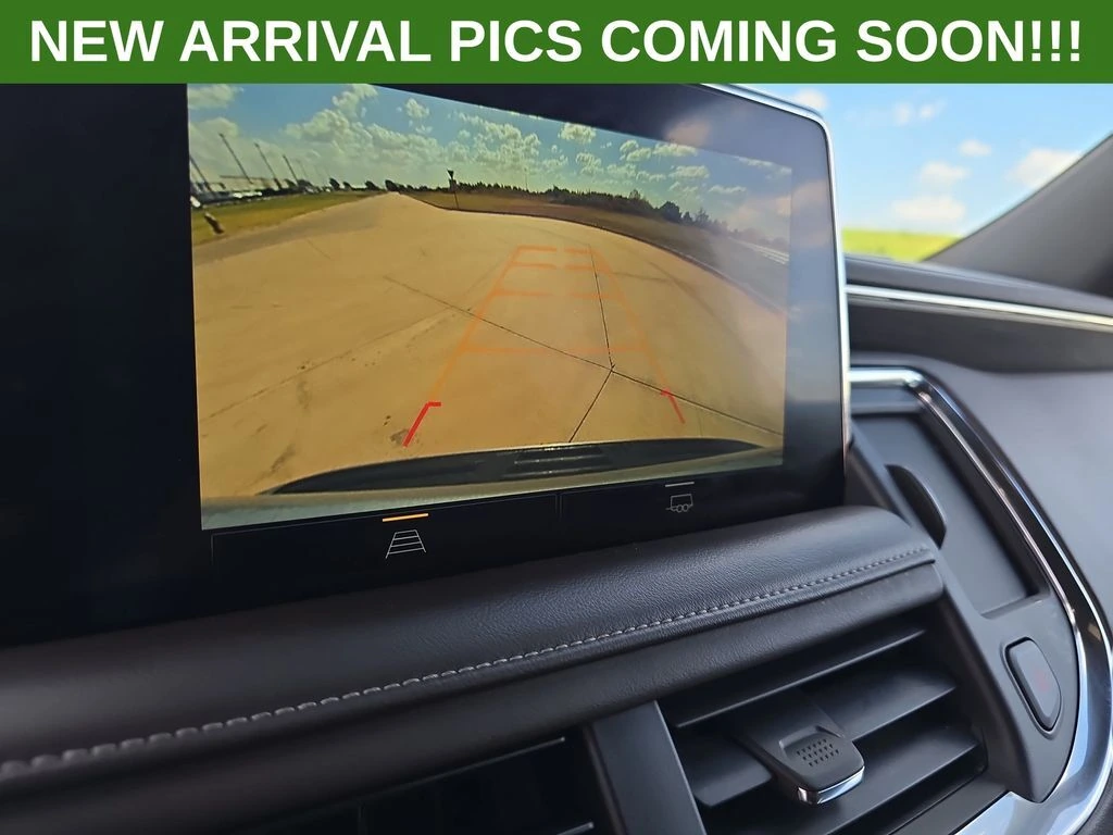 2024 Chevrolet Suburban LT - Photo 24
