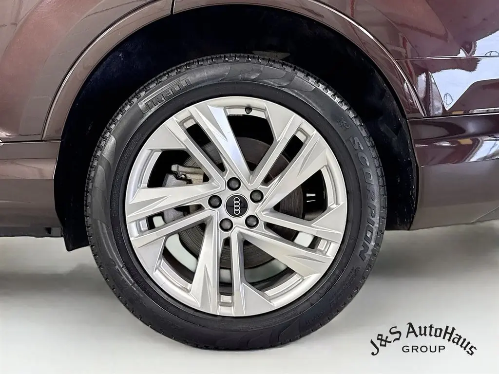 2022 Audi Q7 55 Premium Plus photo 34