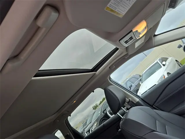 2026 Nissan Rogue SV photo 14