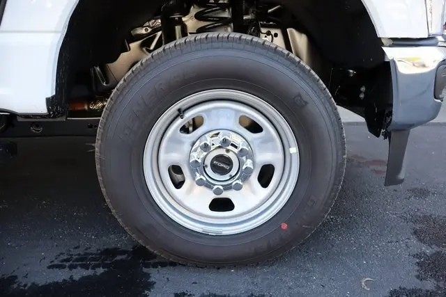 2026 Ford F-350 photo 10