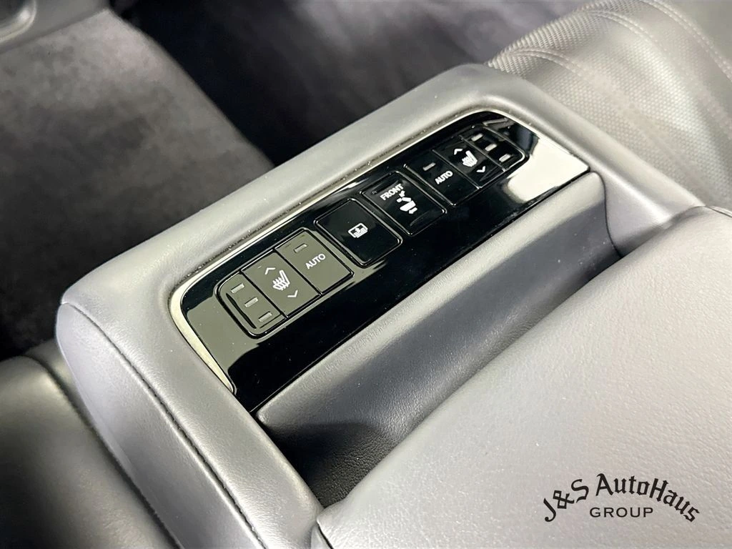 2019 Lexus LS Hybrid 500h - Photo 33