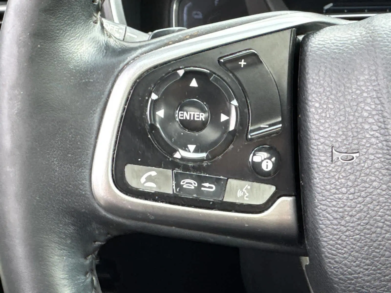2021 Honda CR-V Hybrid Touring photo 20