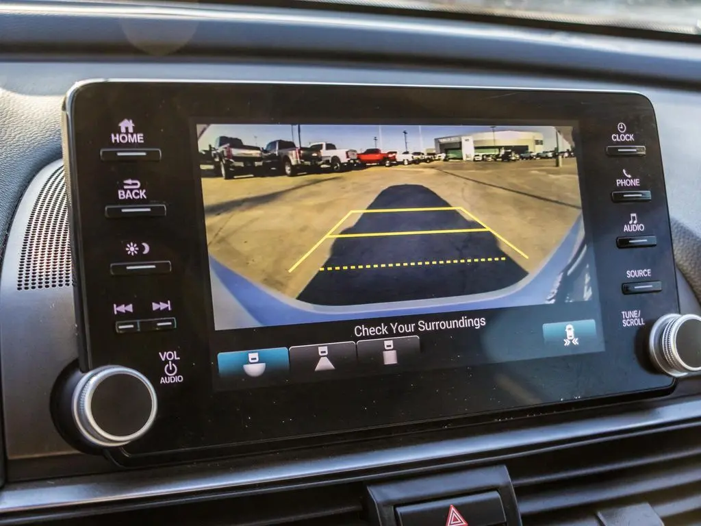 2019 Honda Accord EX photo 32