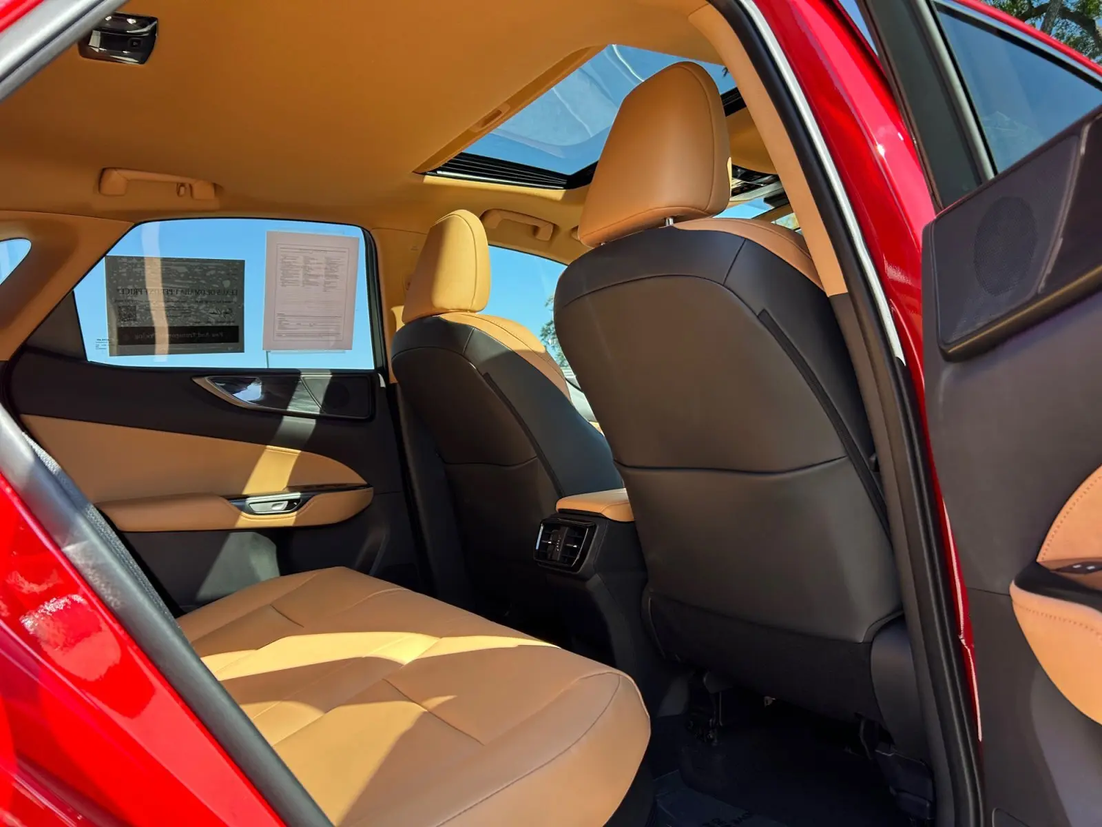 2025 Lexus NX 350h Premium AWD photo 17