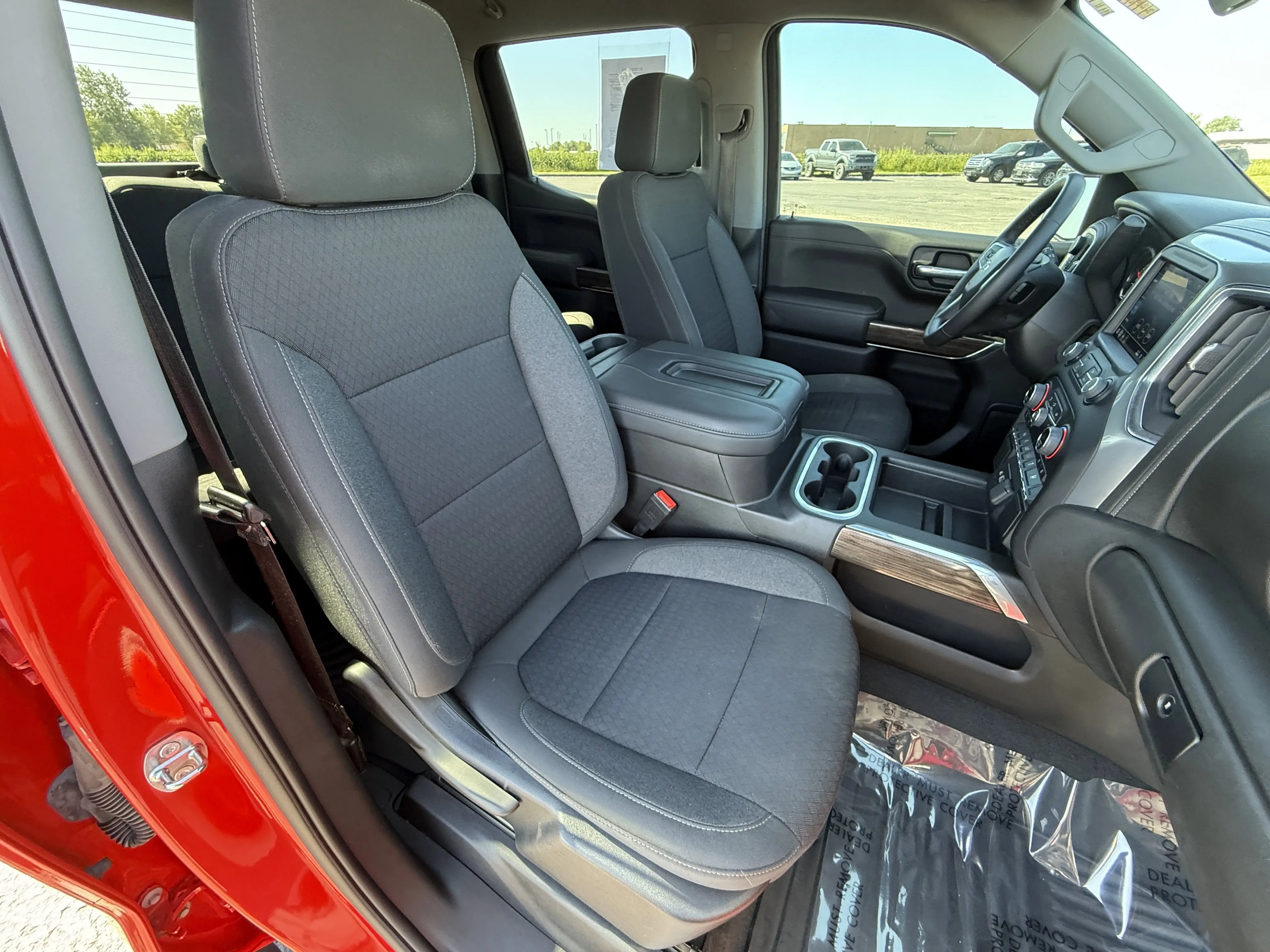 2022 Chevrolet Silverado 1500 RST photo 11