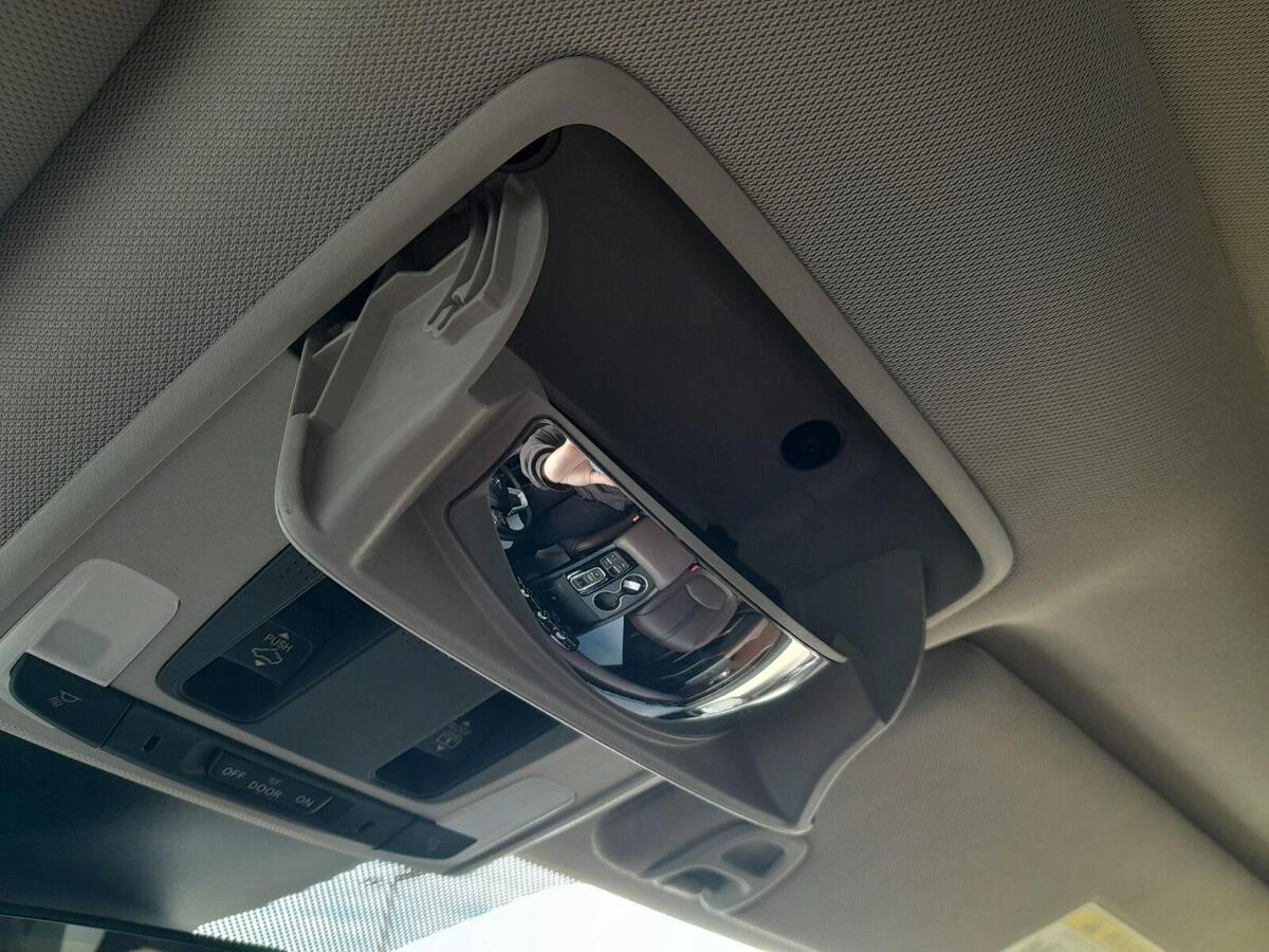 2024 Honda Pilot Elite - Photo 31