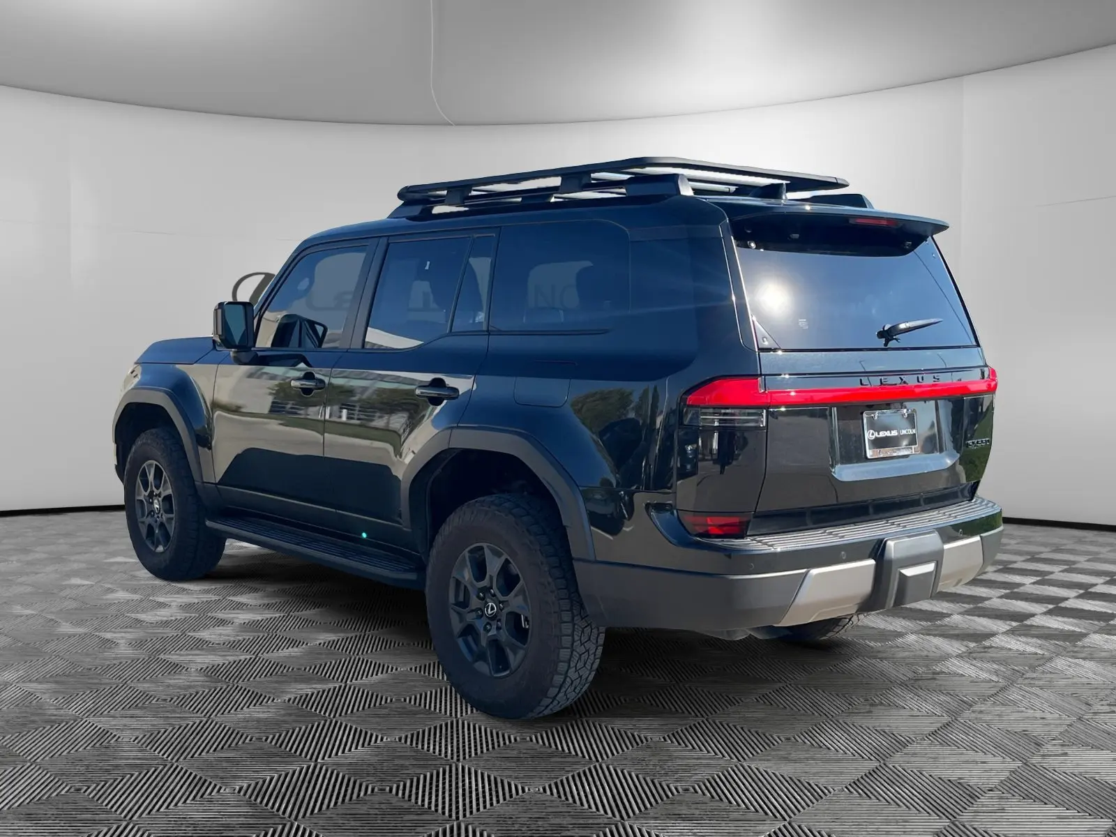 2025 Lexus GX 550 Overtrail photo 3