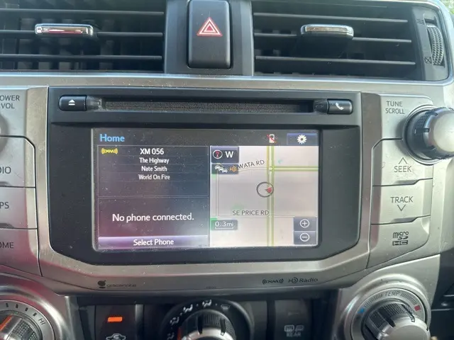 2017 Toyota 4Runner SR5 photo 19