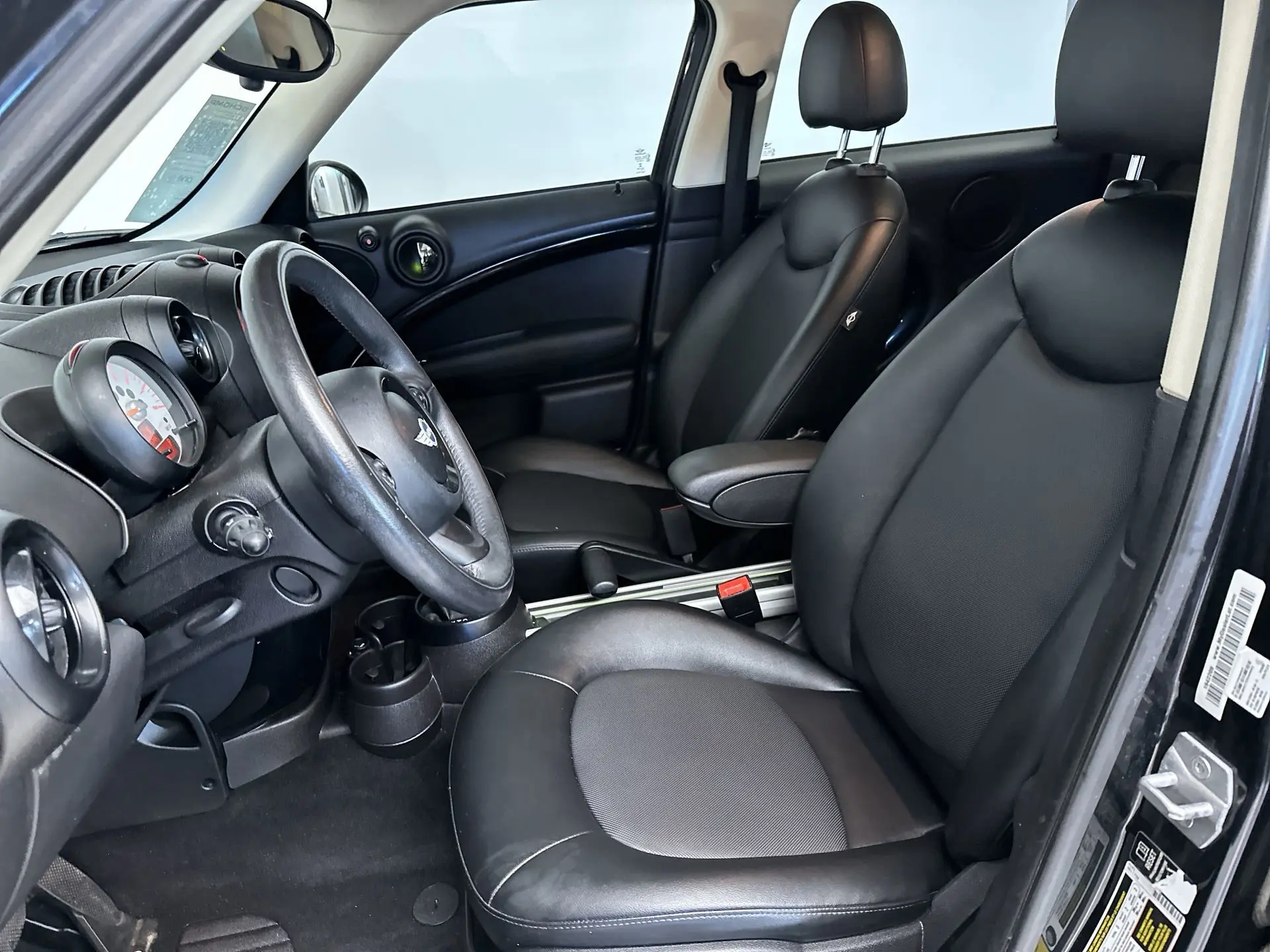 2014 Mini Countryman photo 11