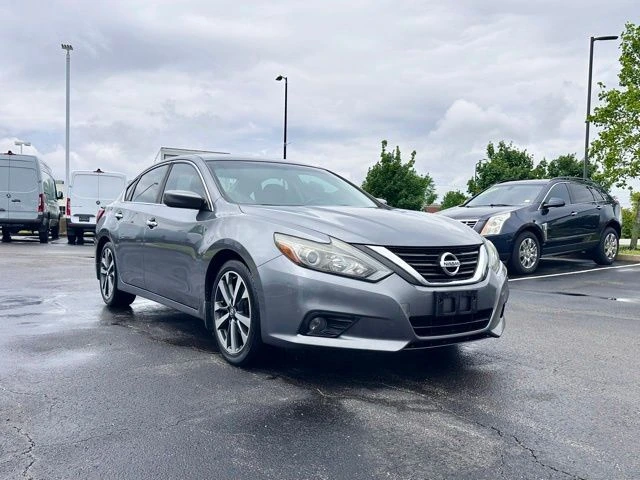 2016 Nissan Altima SR