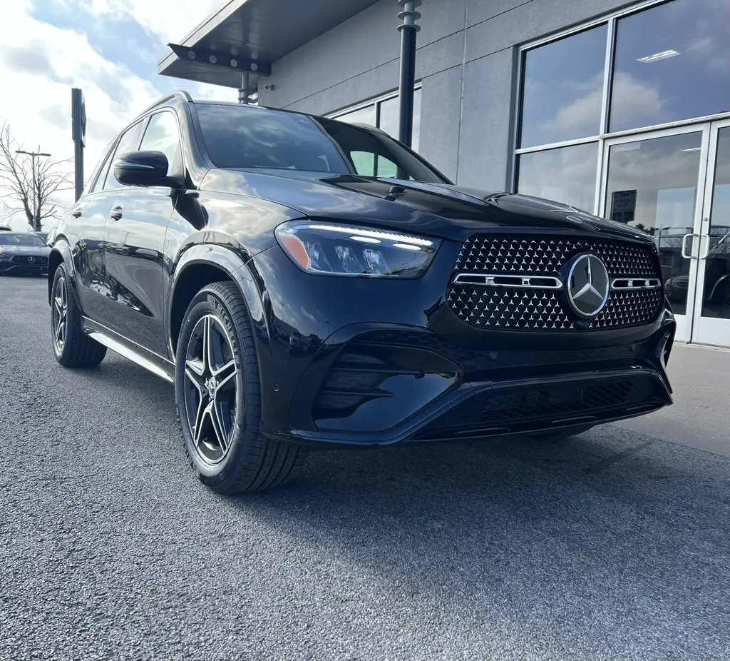 2026 Mercedes-Benz GLE GLE450's photo