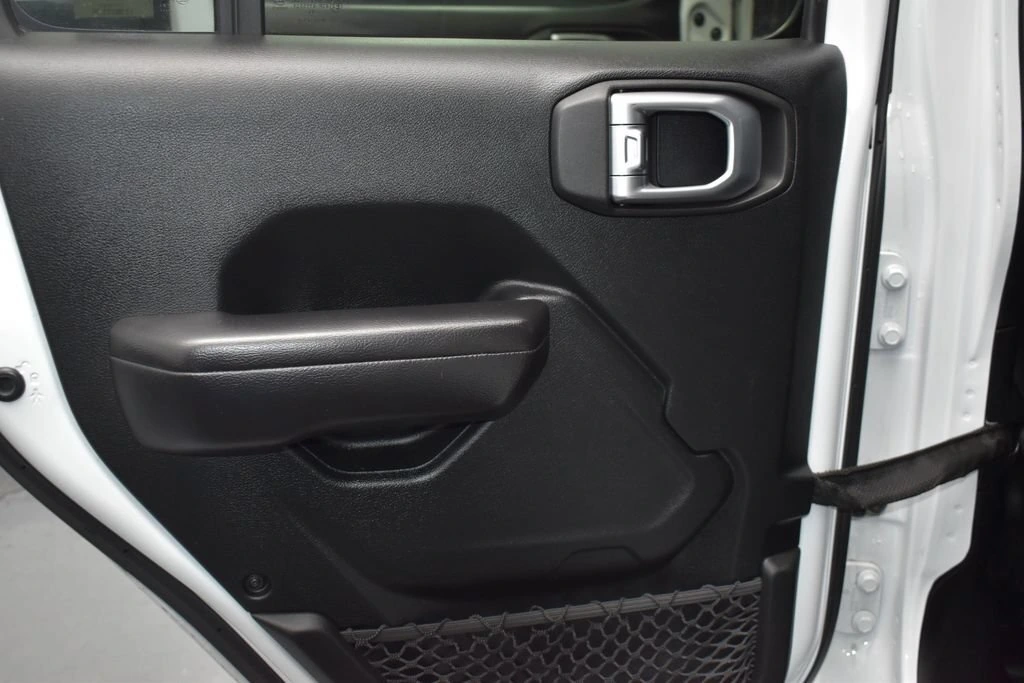 2020 Jeep Wrangler Unlimited Freedom - Photo 19