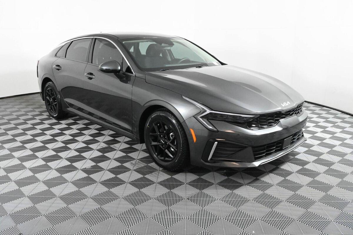 2025 Kia K5 LXS