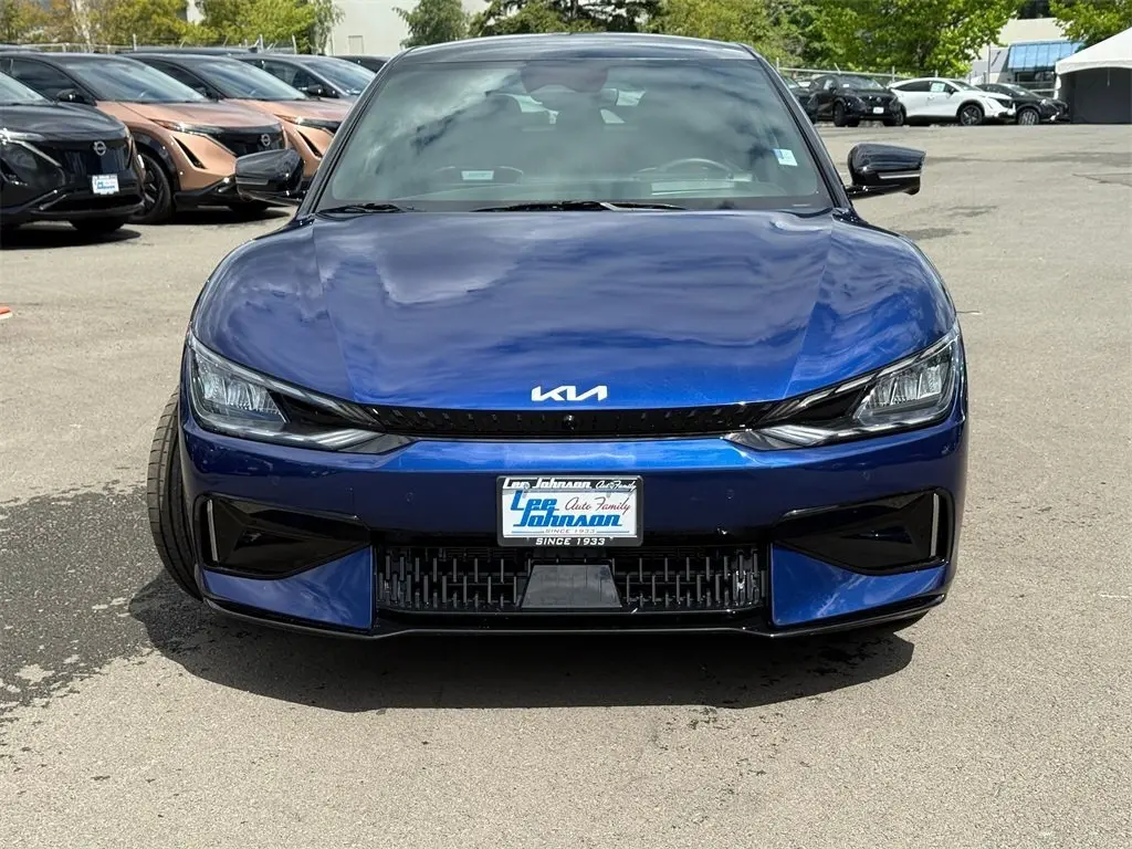Used 2024 Kia EV6 GT with VIN KNDC5DLE4R5211537 for sale in Kirkland, WA