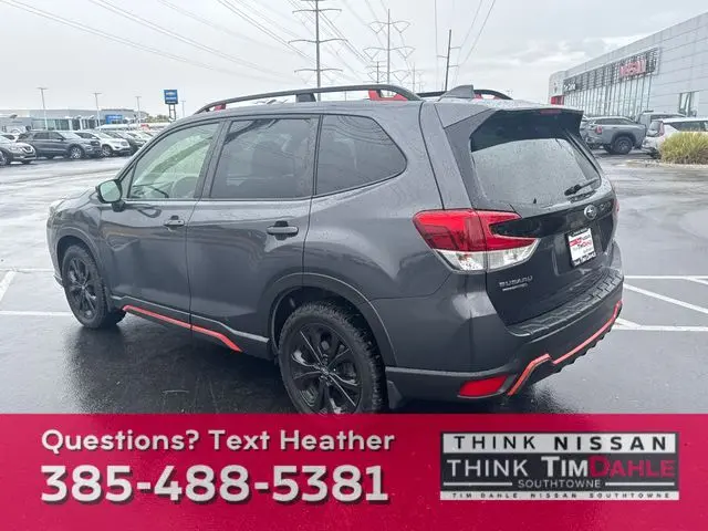 2022 Subaru Forester Sport photo 3