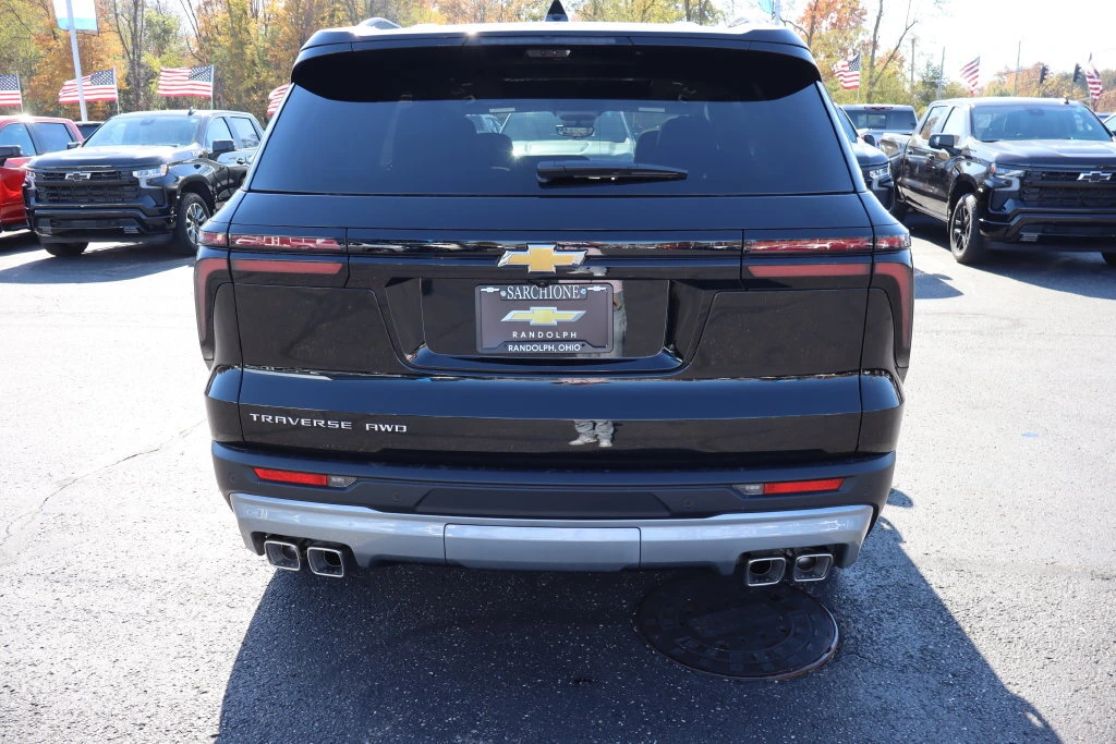 2027 Chevrolet Traverse LT - Photo 35