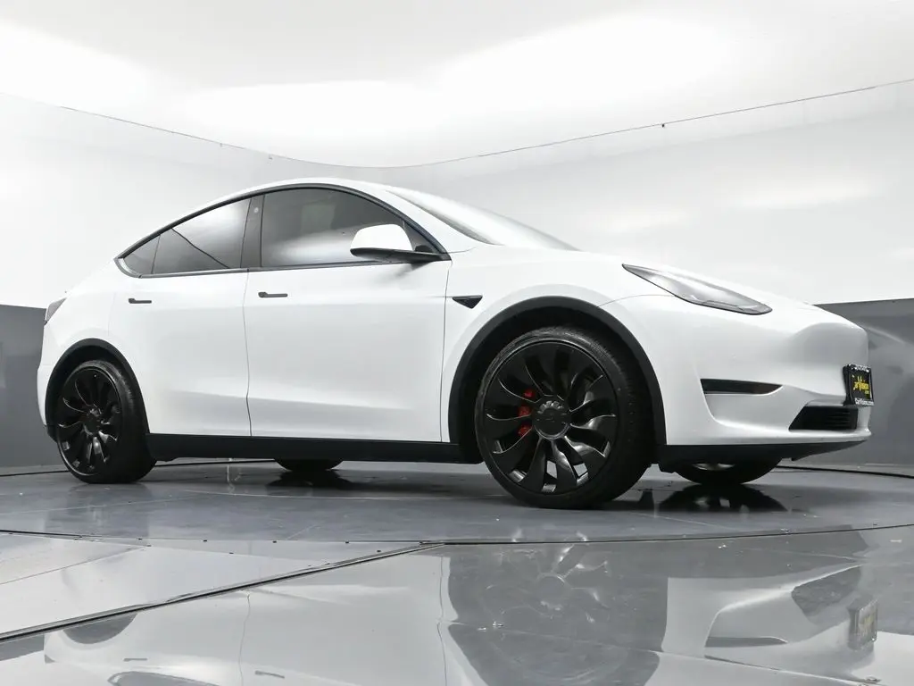 2022 Tesla Model Y Performance photo 42