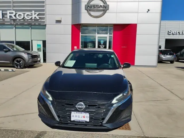 2023 Nissan Altima 2.5 SL photo 2