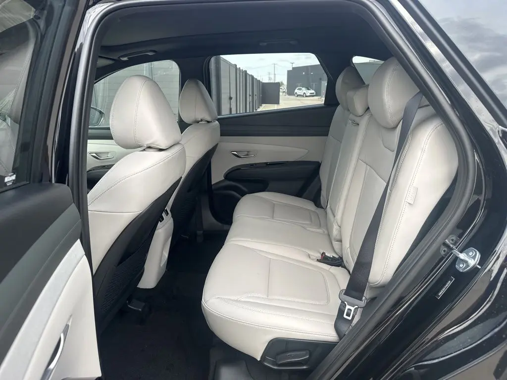 2026 Hyundai Tucson Limited photo 18