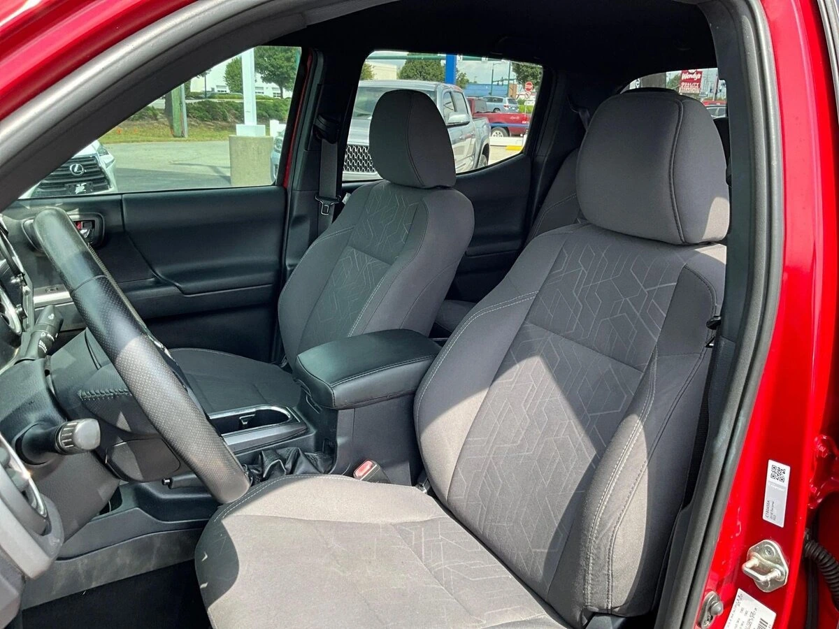 2018 Toyota Tacoma TRD Off Road - Photo 19