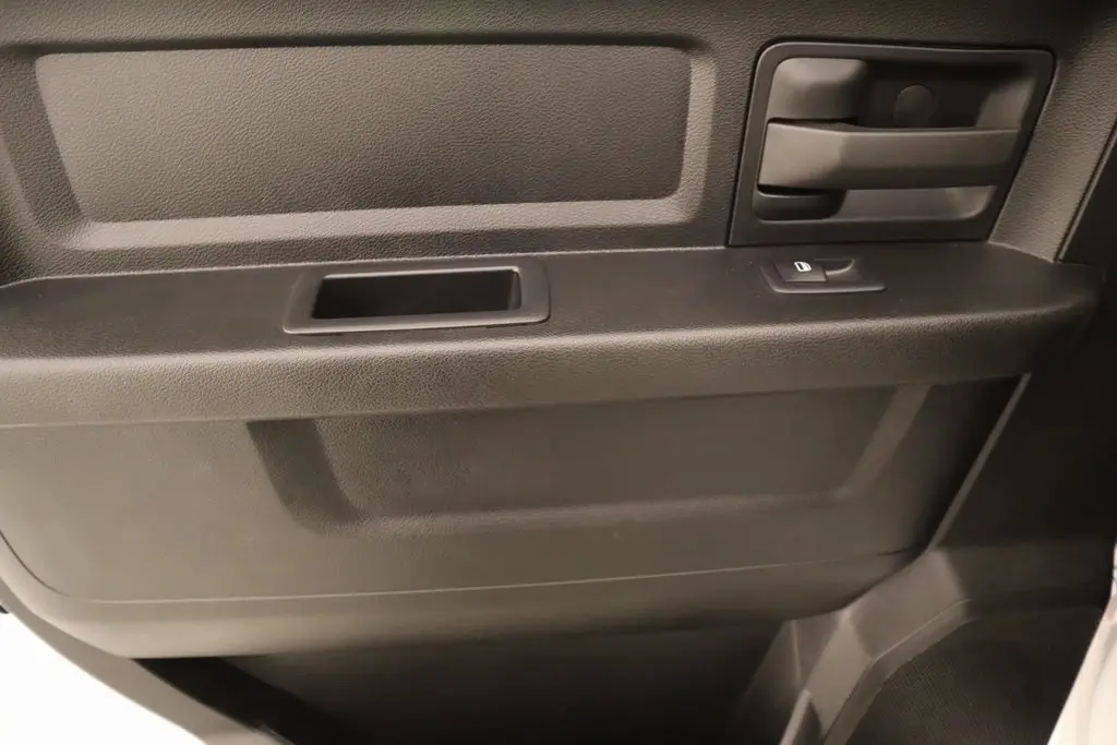 2024 Ram 2500 Tradesman photo 16