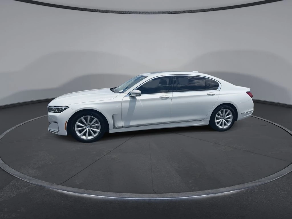 2022 BMW 7 Series 740i - Photo 6