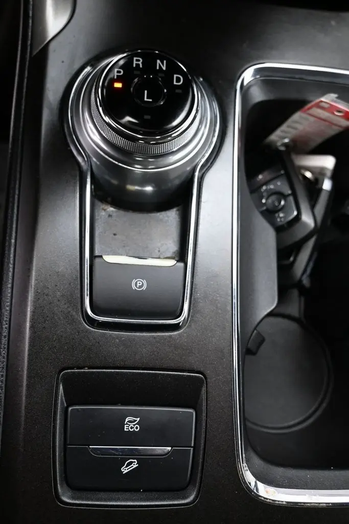 2018 Ford Fusion S Hybrid photo 21