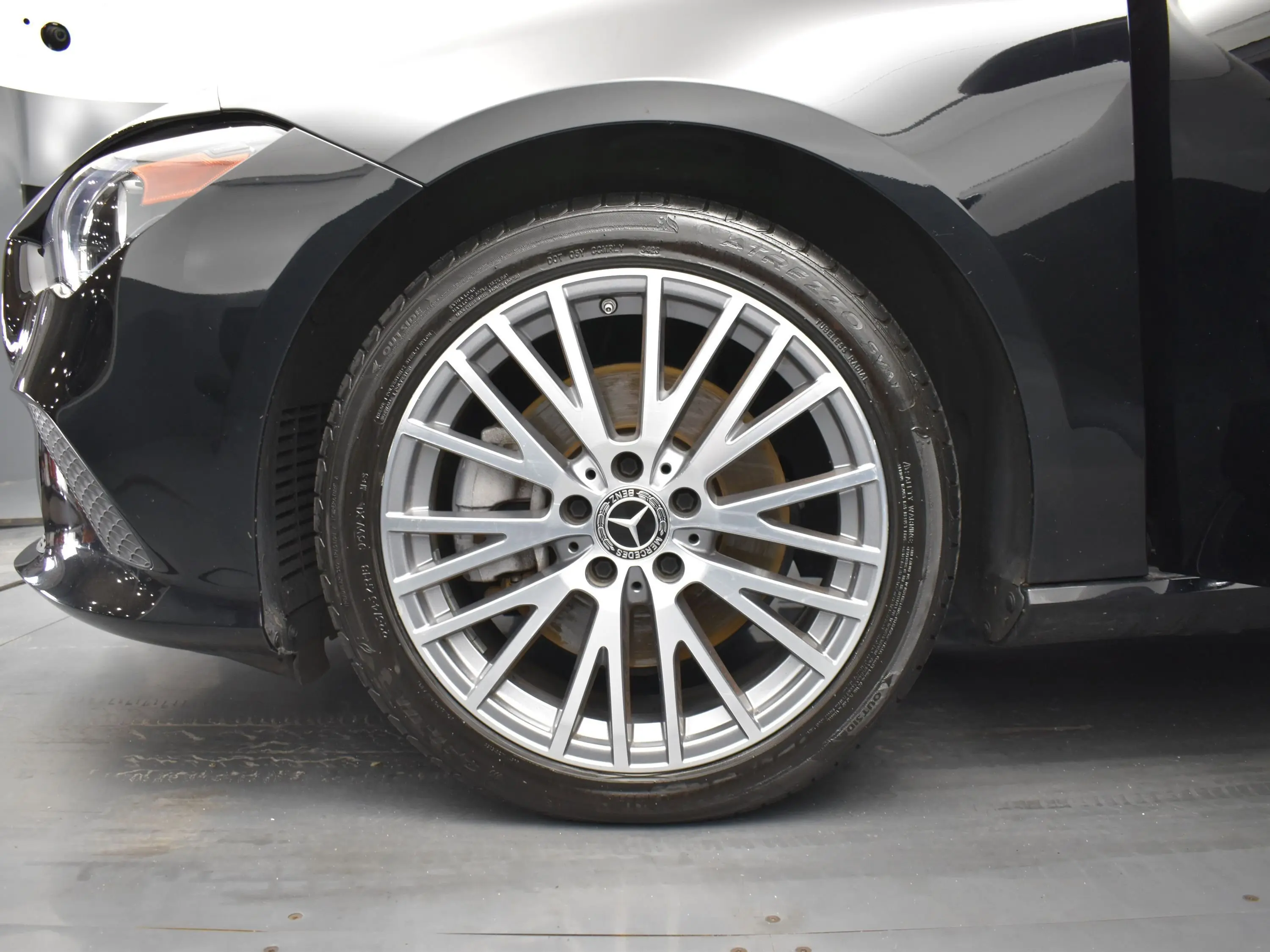 2022 Mercedes Benz CLA 250 4MATIC photo 5