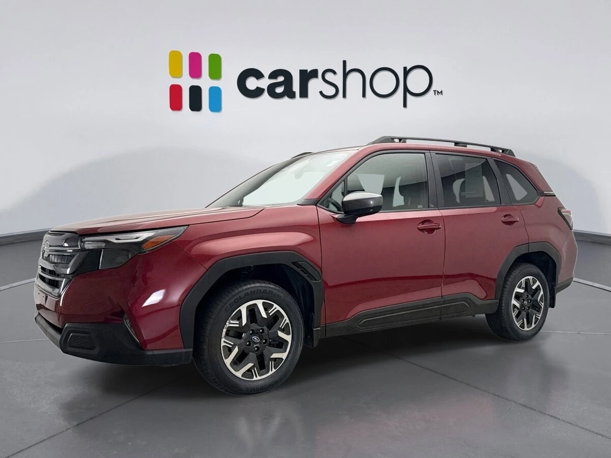 2025 Subaru Forester Premium's photo