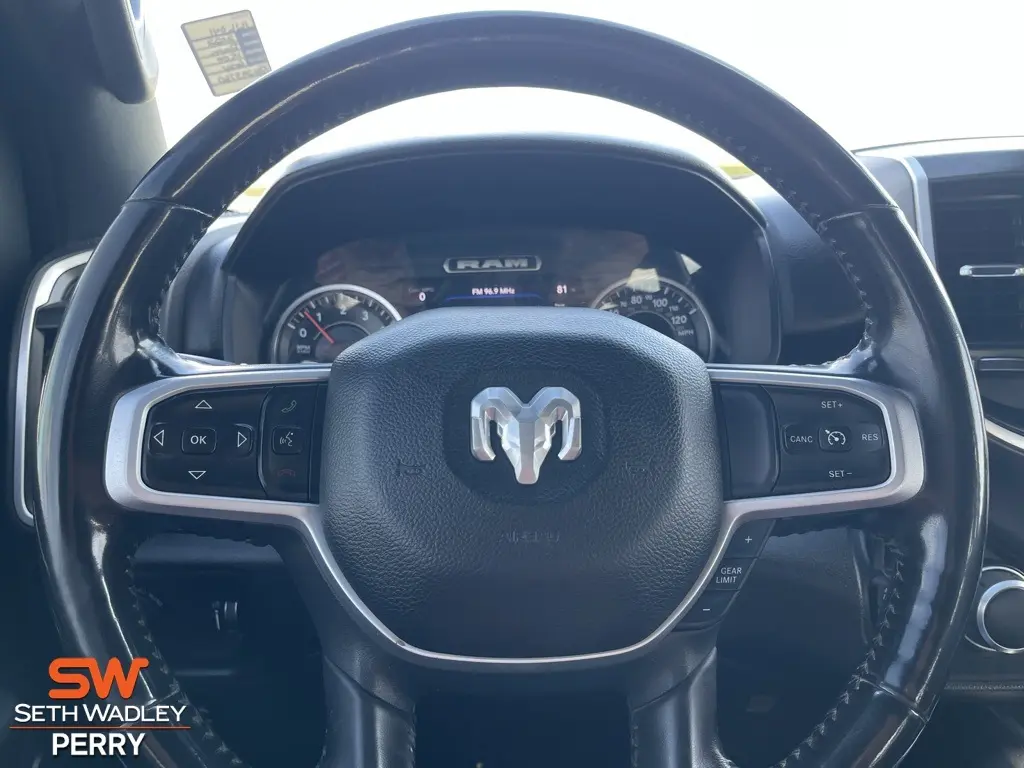2022 Ram 1500 Big Horn Lone Star photo 17