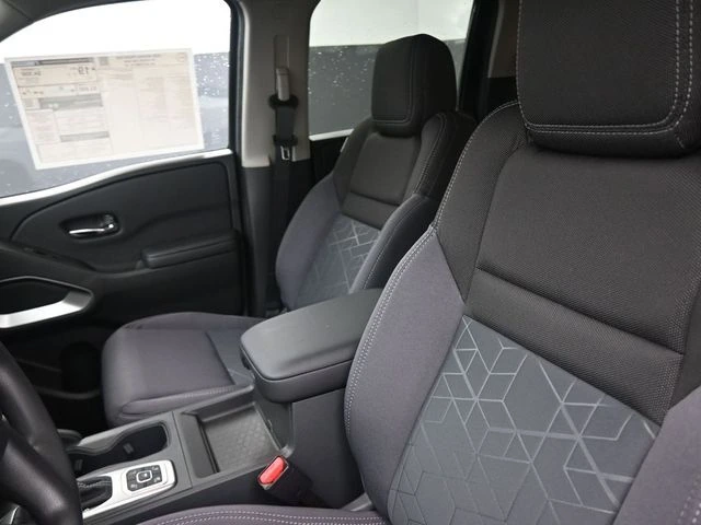 2026 Nissan Frontier SV - Photo 33