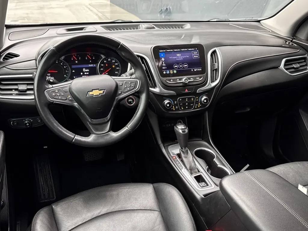 2020 Chevrolet Equinox Premier photo 2
