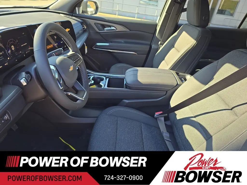 2026 Chevrolet Traverse 2LT photo 4