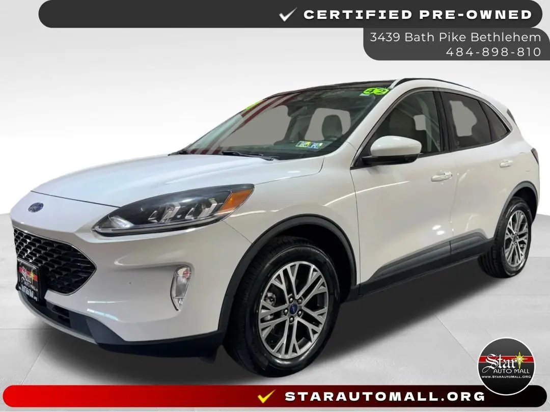 2021 Ford Escape SEL's photo