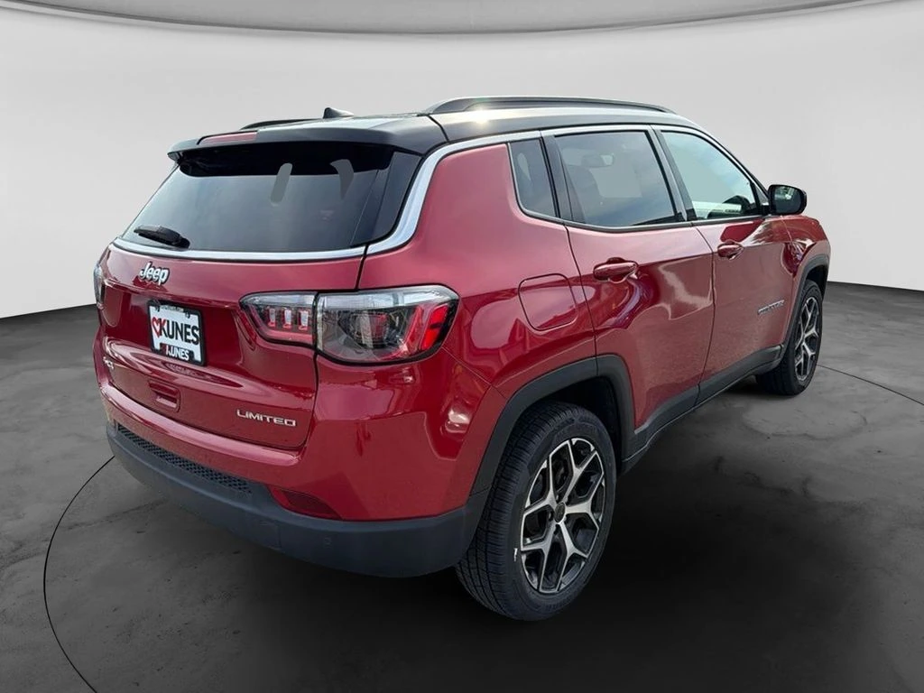 2025 Jeep Compass Limited - Photo 9
