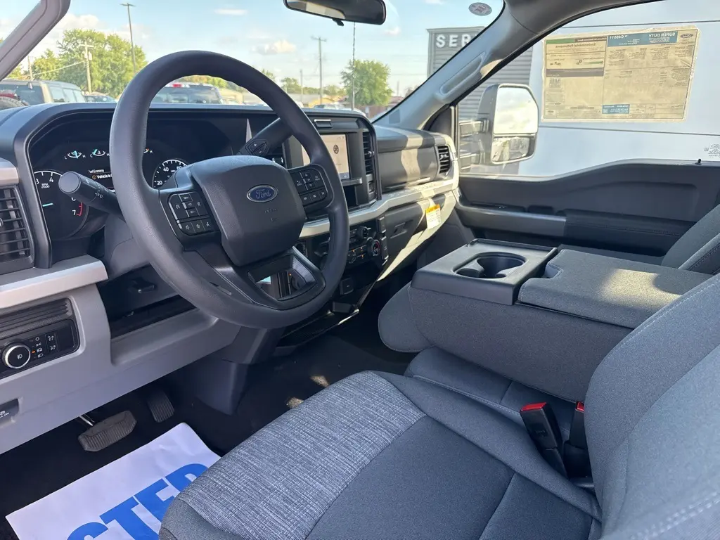 2026 Ford F-350 photo 15