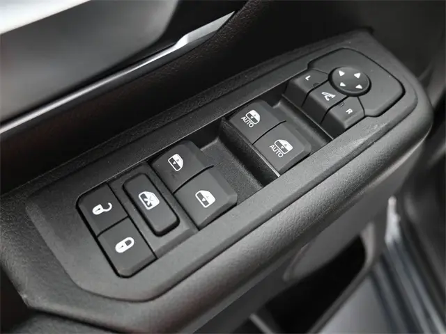 2025 Ram 1500 Big Horn Lone Star photo 12