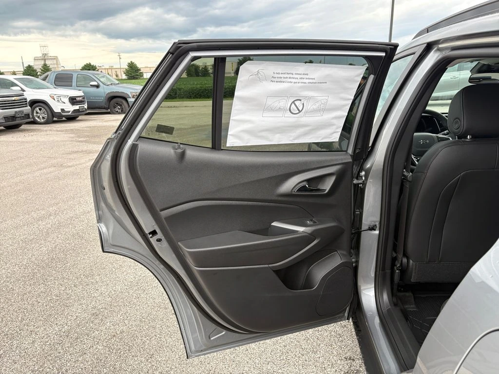 2026 Chevrolet Trax LT - Photo 34
