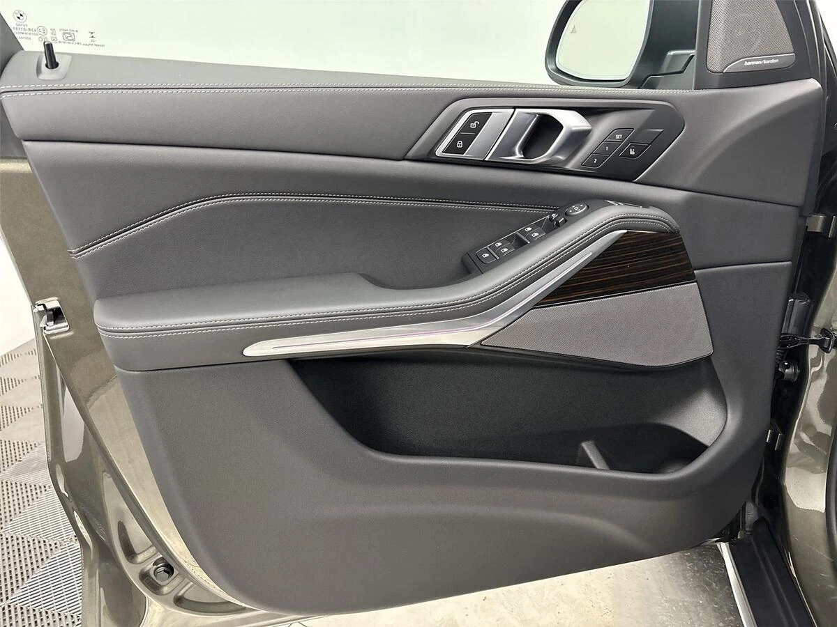 2026 BMW X5 40i - Photo 26