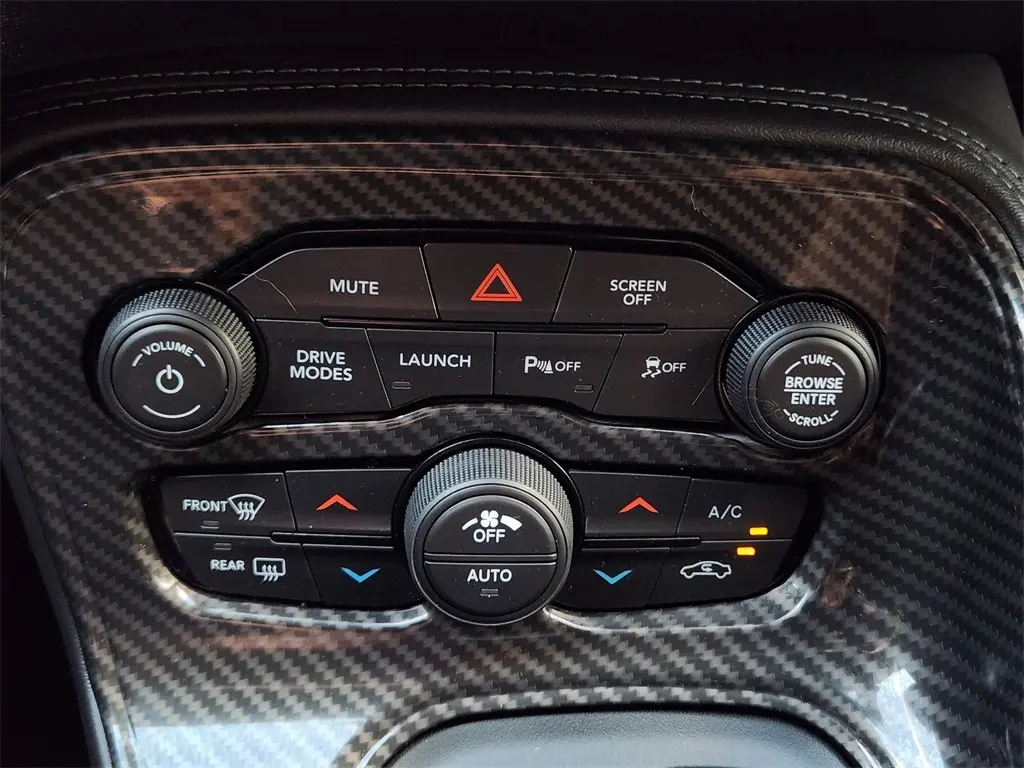 2019 Dodge Challenger R/T Scat Pack photo 18