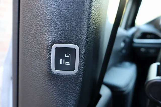 2026 Chrysler Pacifica photo 48