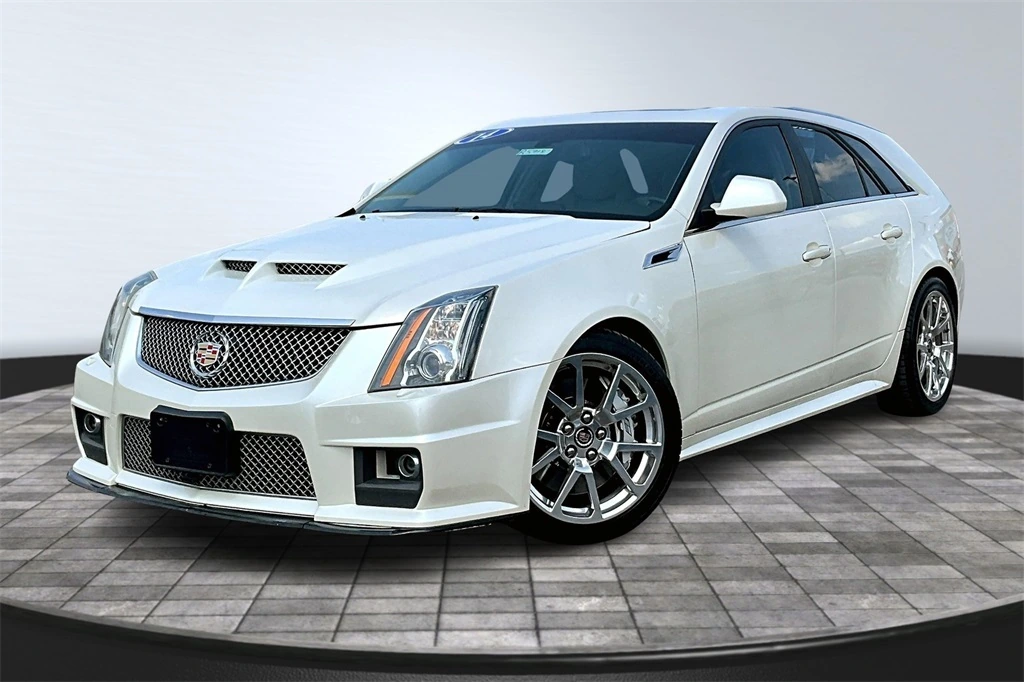 2014 Cadillac CTS-V Sport Wagon V's photo
