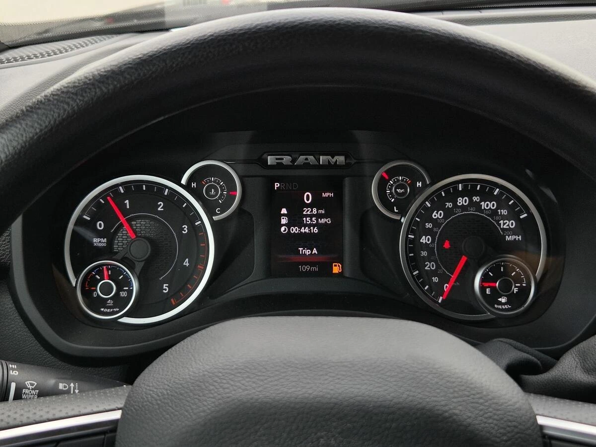 2025 RAM 2500 Tradesman - Photo 19