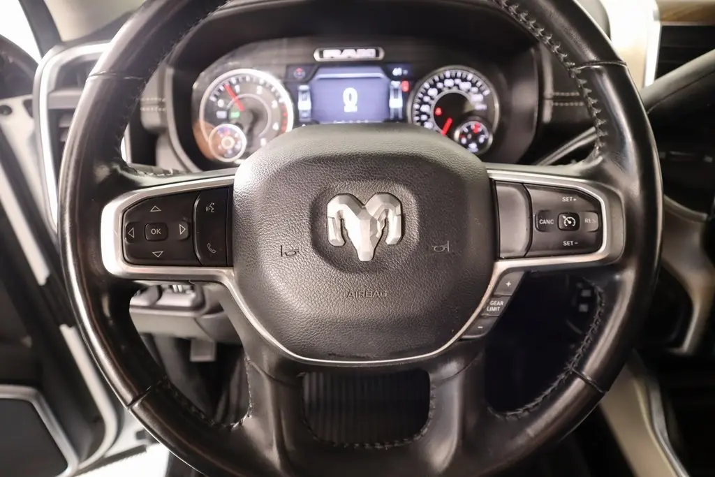 2023 Ram 3500 Laramie photo 3